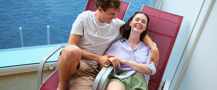 Gepflegte Außenanlage und Poolbeeich des Aldiana Club Naga Bay Resorts in Ägypten.